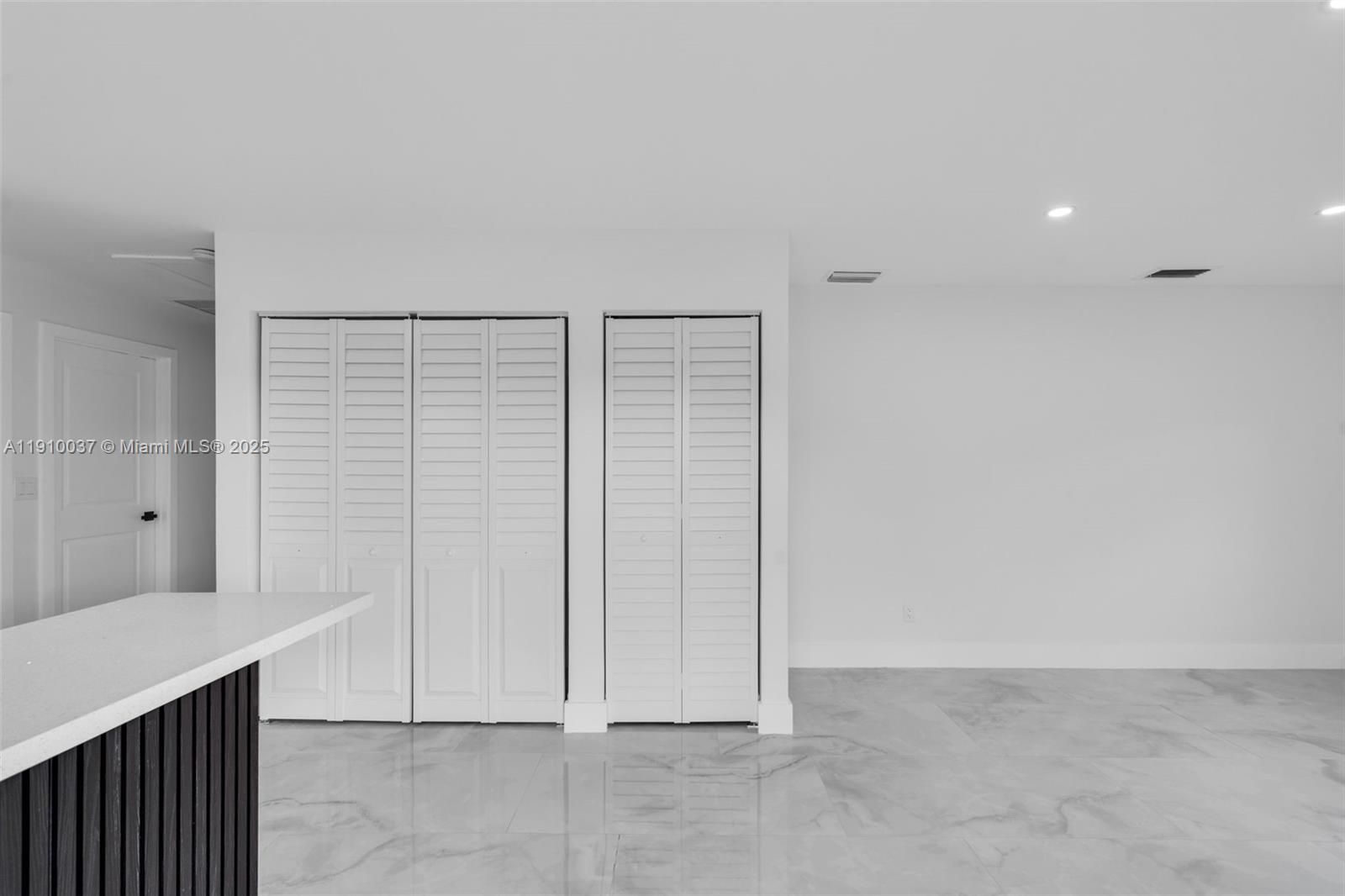 1411 NW 40th St Miami, FL 33142