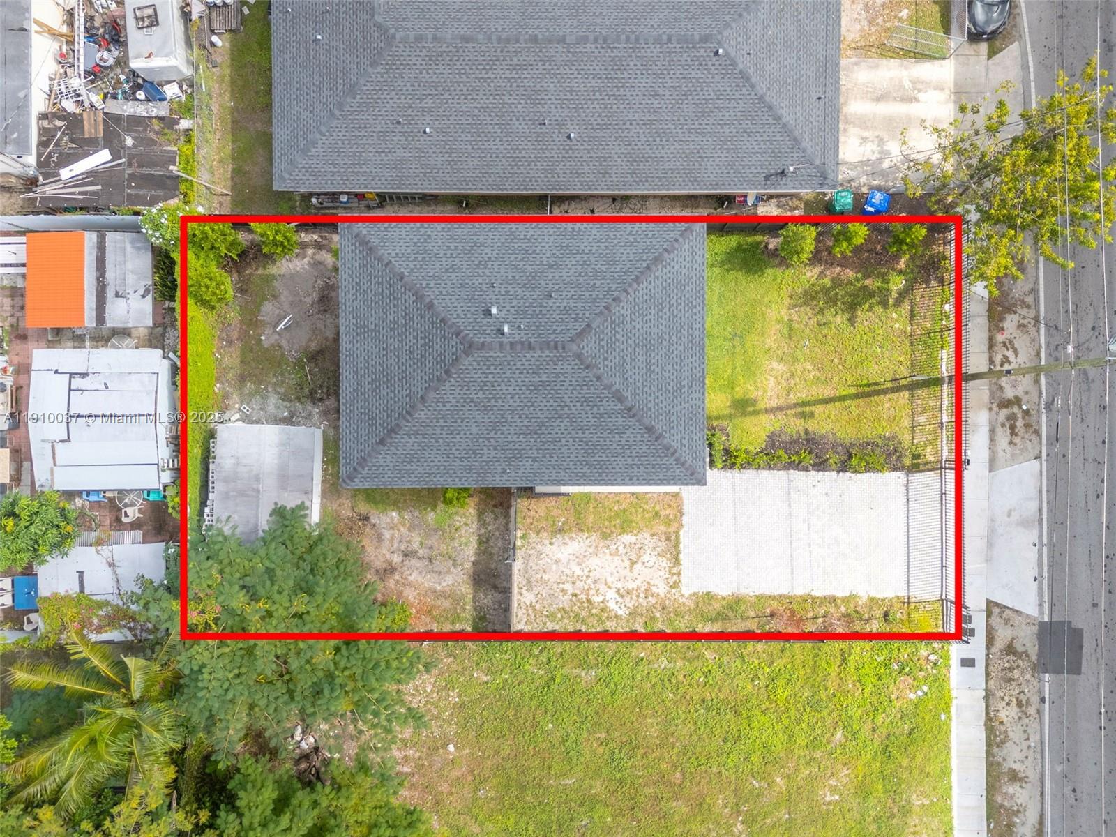 1411 NW 40th St Miami, FL 33142