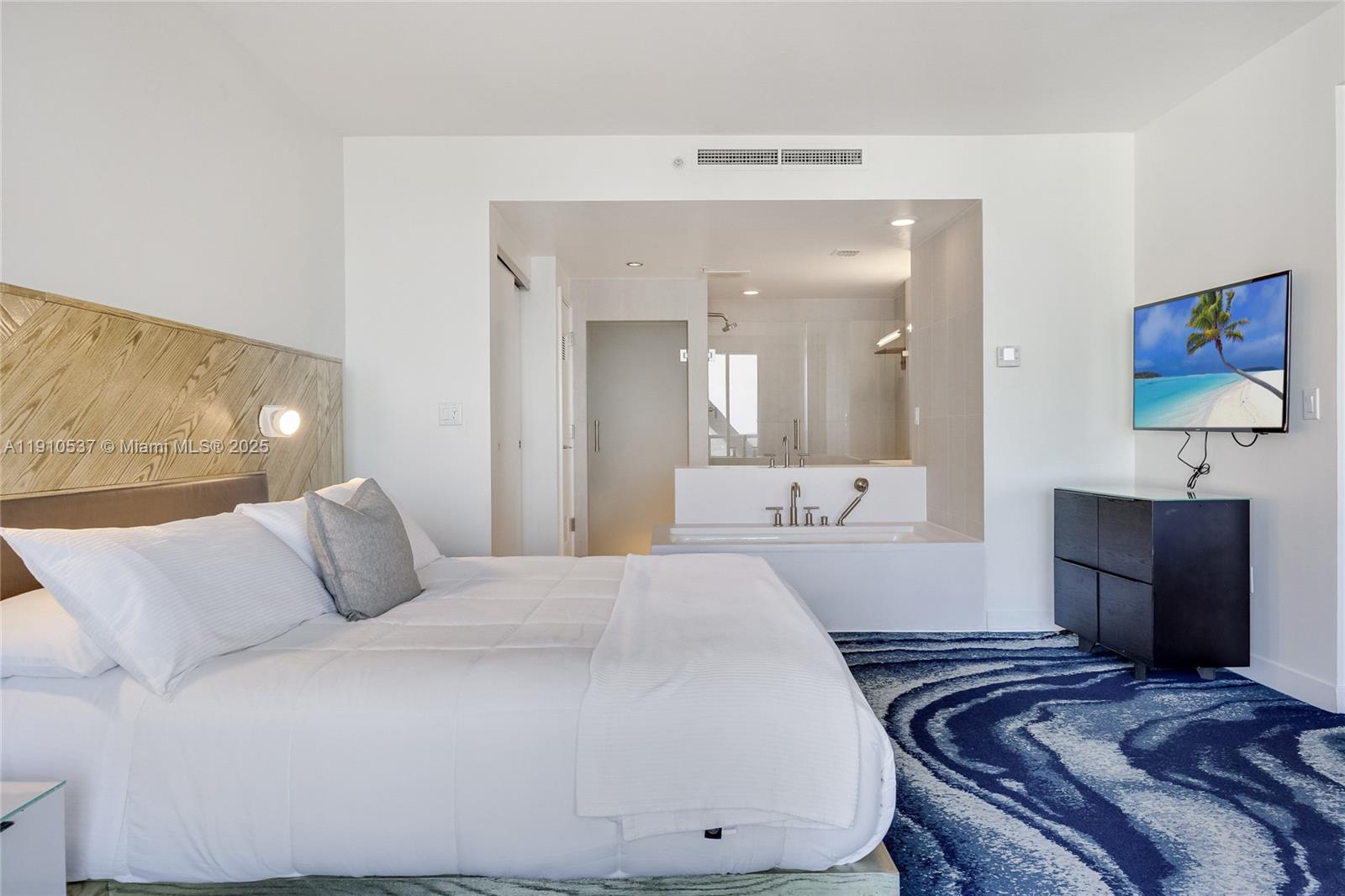 3101 Bayshore Dr #1802 Fort Lauderdale, FL 33304