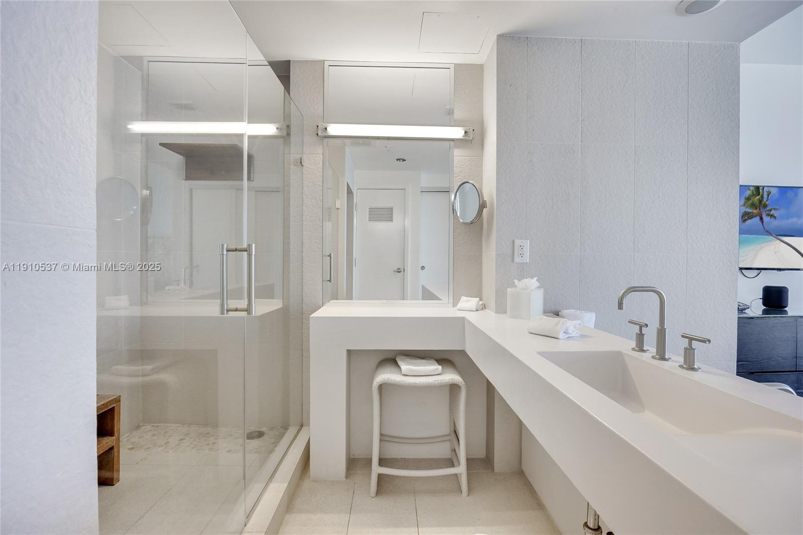 3101 Bayshore Dr #1802 Fort Lauderdale, FL 33304