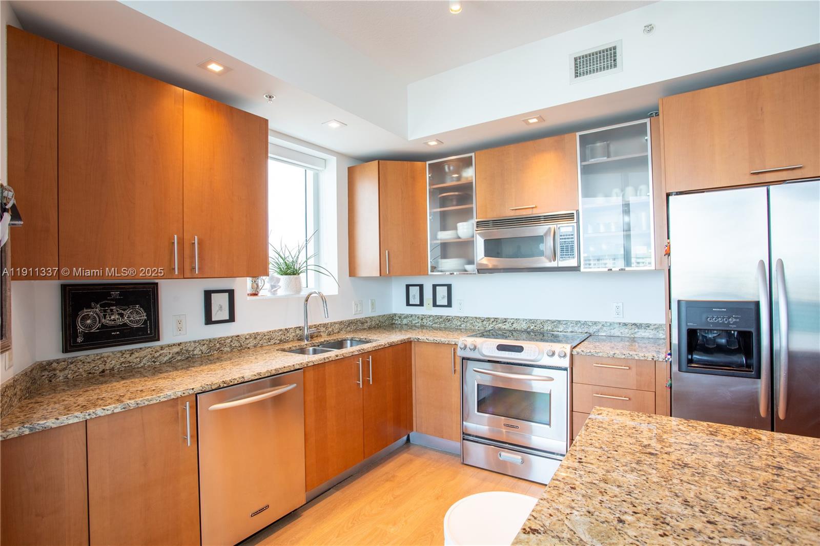 image Ocean Marine12