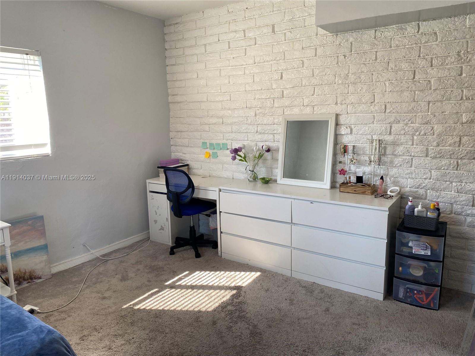 540 NW 111th St Miami, FL 33168