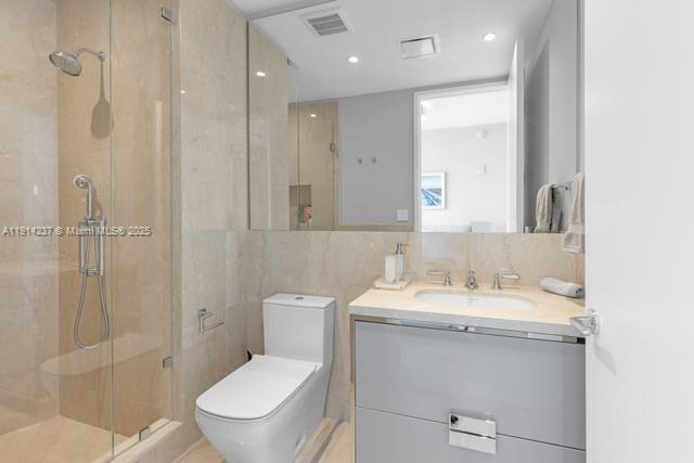 15701 Collins Ave #3203 Sunny Isles Beach, FL 33160