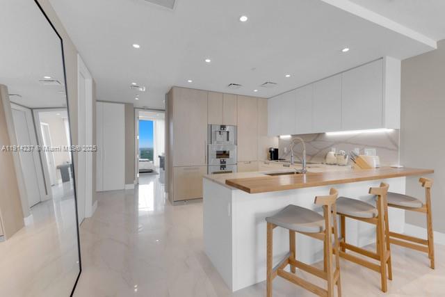 15701 Collins Ave #3203 Sunny Isles Beach, FL 33160