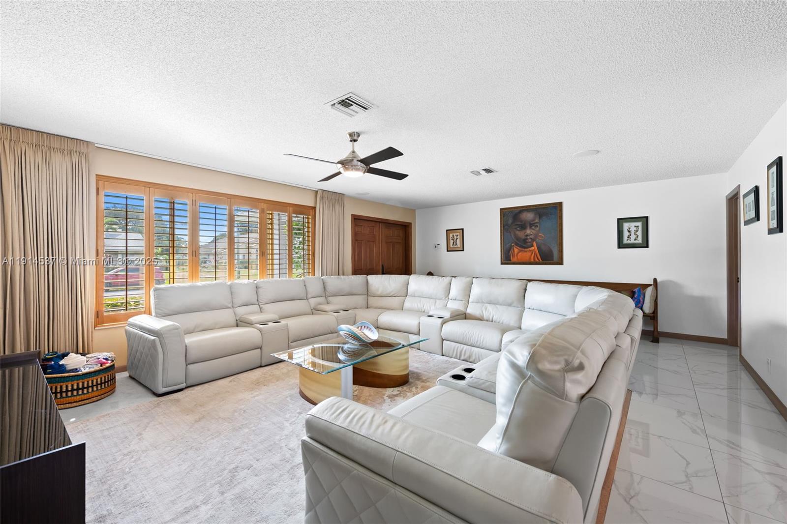 11241 NW 27th Ct Plantation, FL 33323