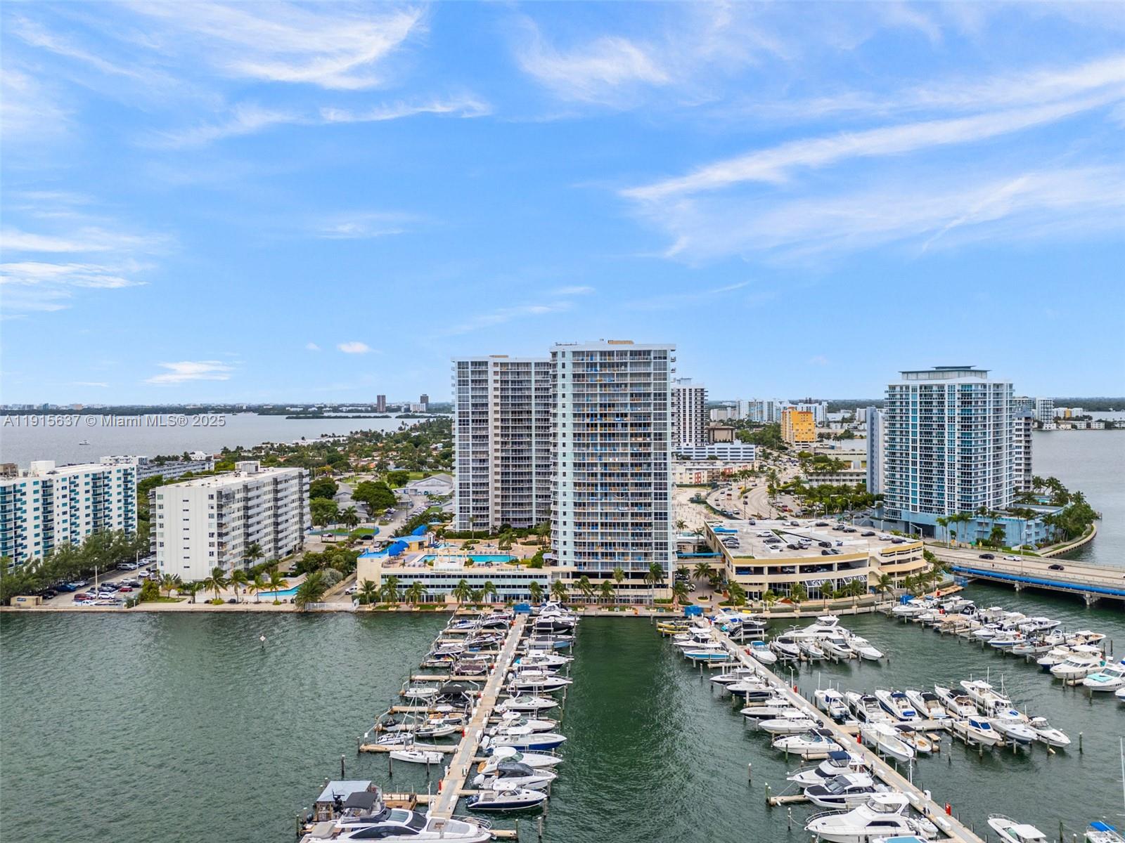 7601 E Treasure Dr #1915 North Bay Village, FL 33141