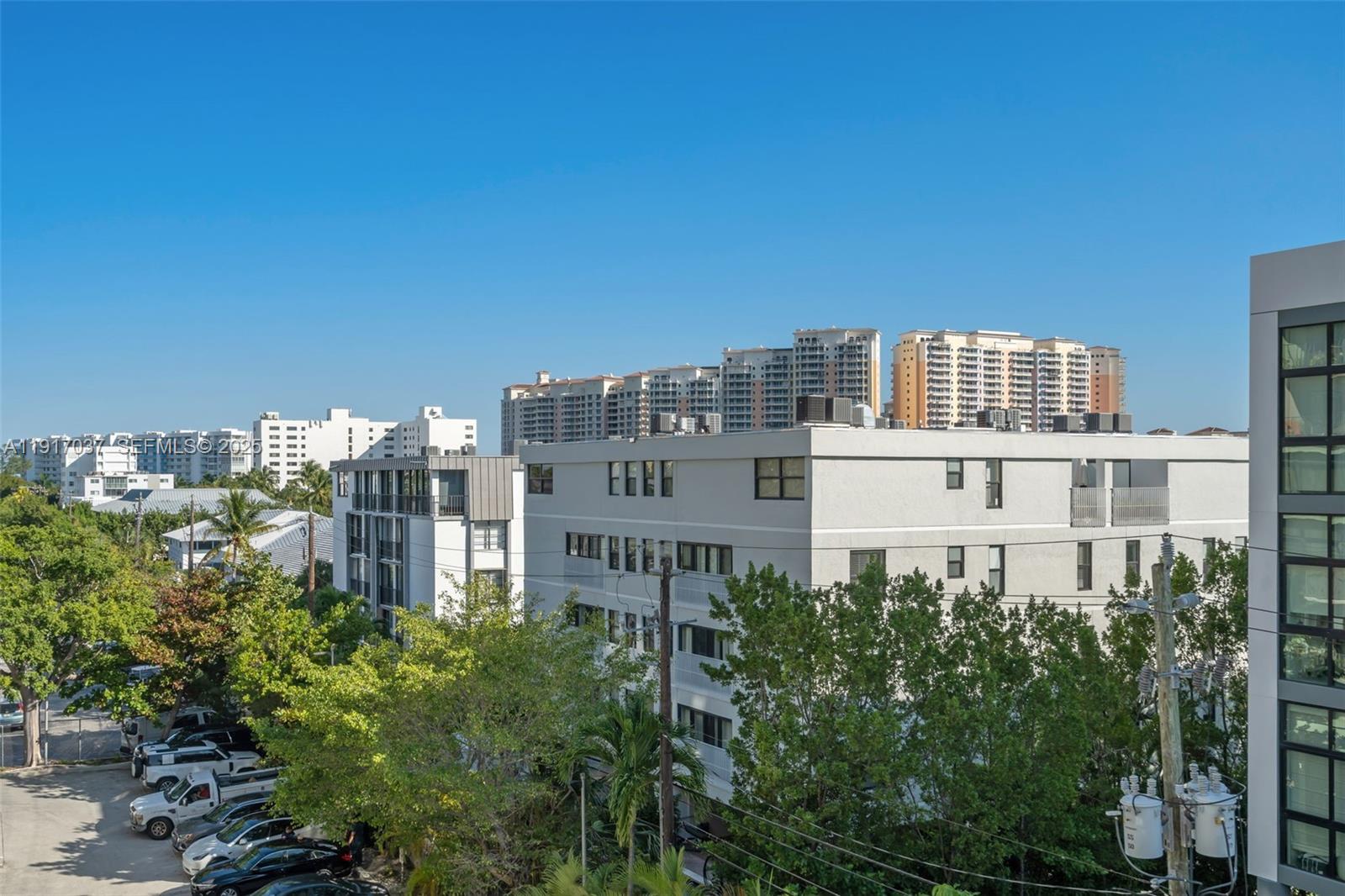 575 Crandon Blvd #504 Key Biscayne, FL 33149