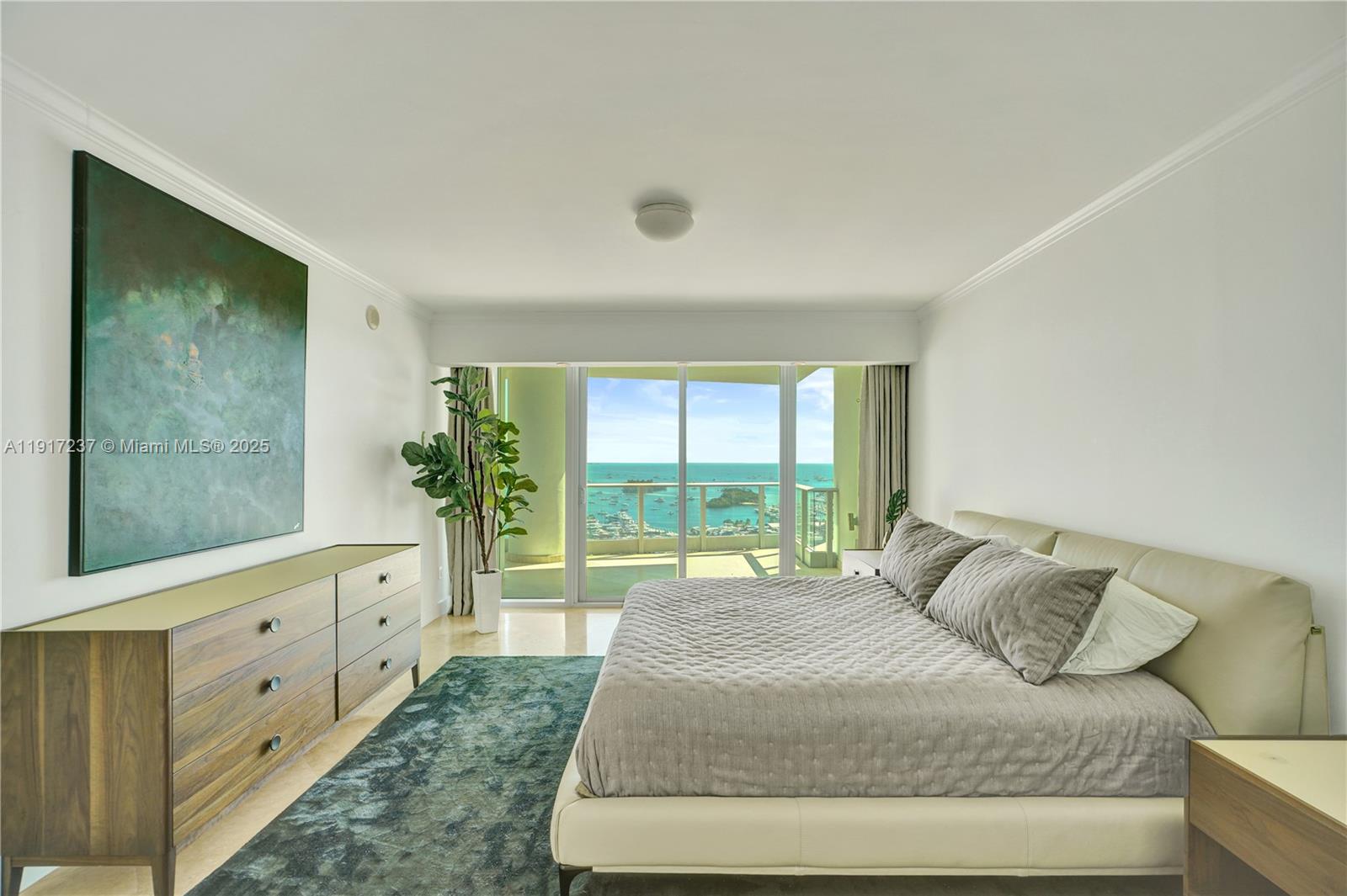 image Grovenor House10