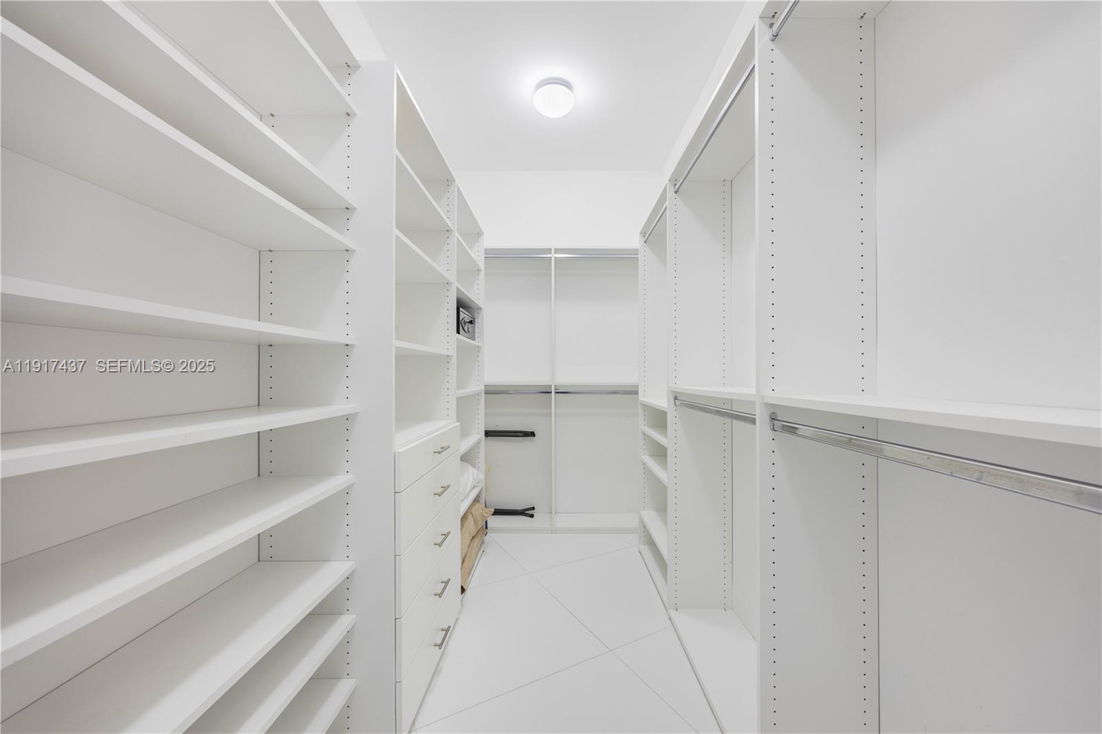 15811 Collins Ave #4107 Sunny Isles Beach, FL 33160