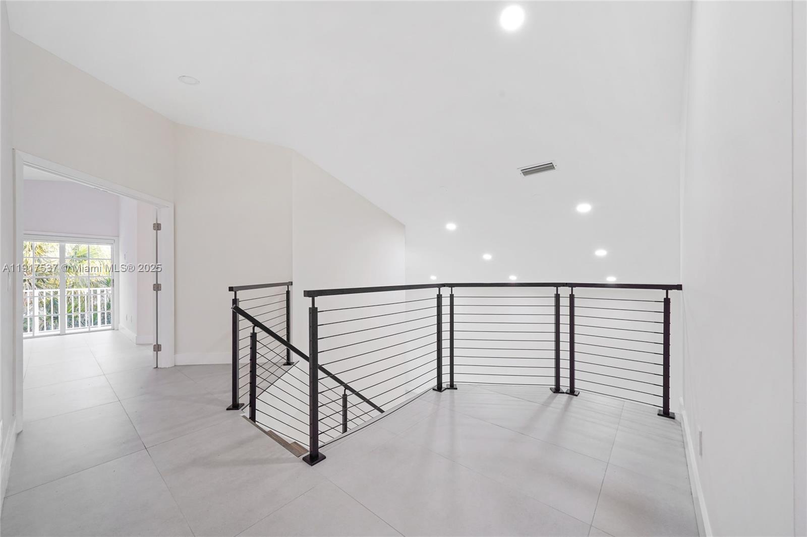 15658 SW 16th St Pembroke Pines, FL 33027