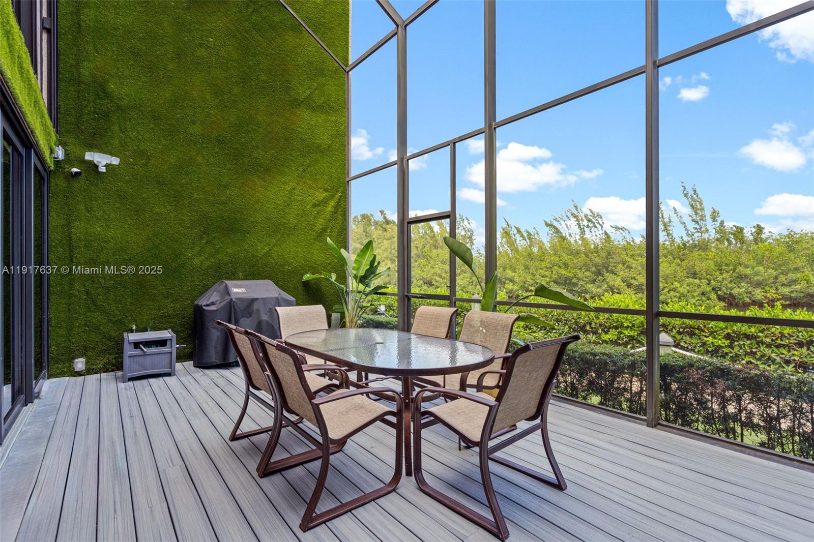 6124 Paradise Pt Dr #6124 Palmetto Bay, FL 33157