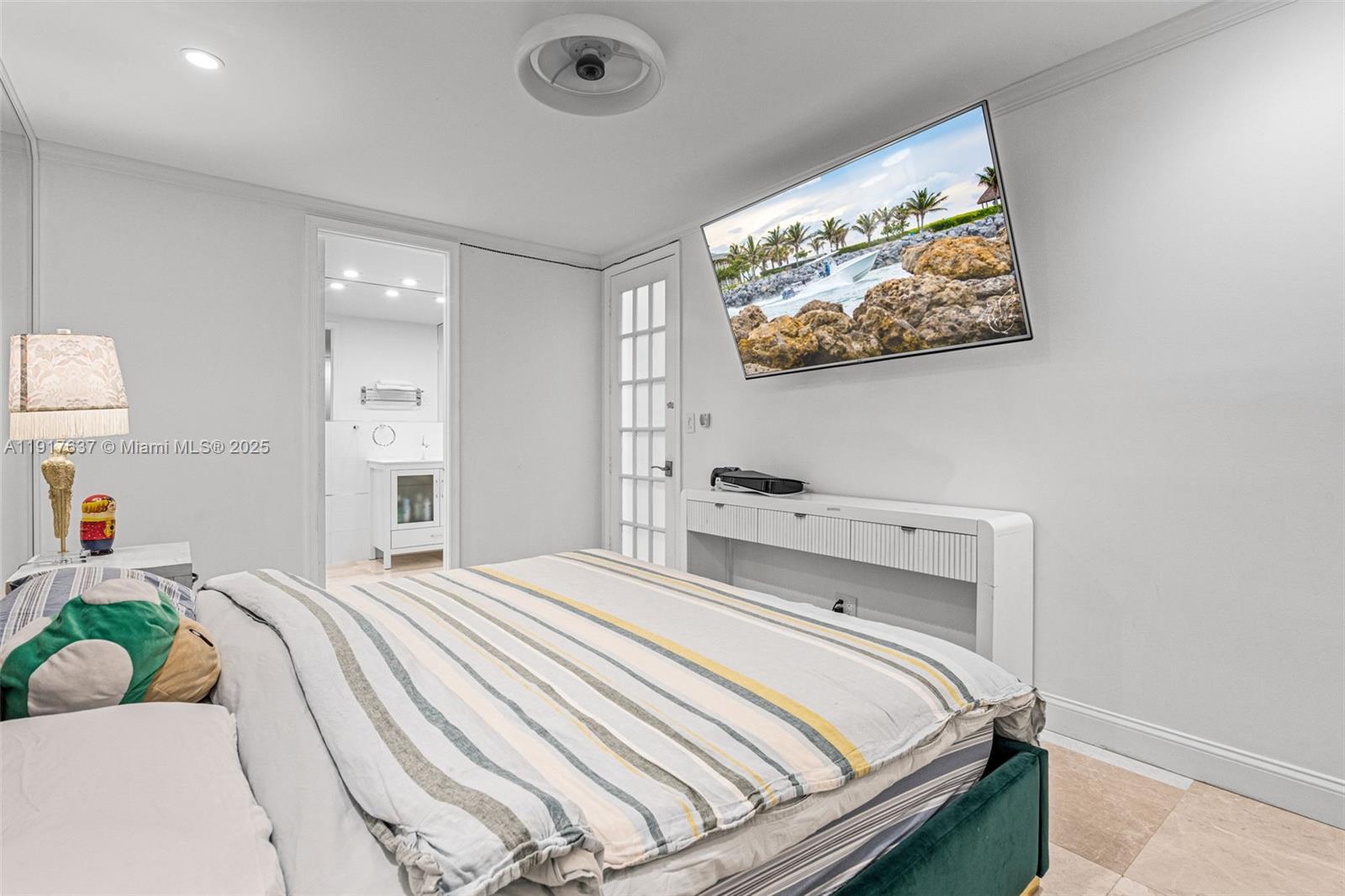 6124 Paradise Pt Dr #6124 Palmetto Bay, FL 33157