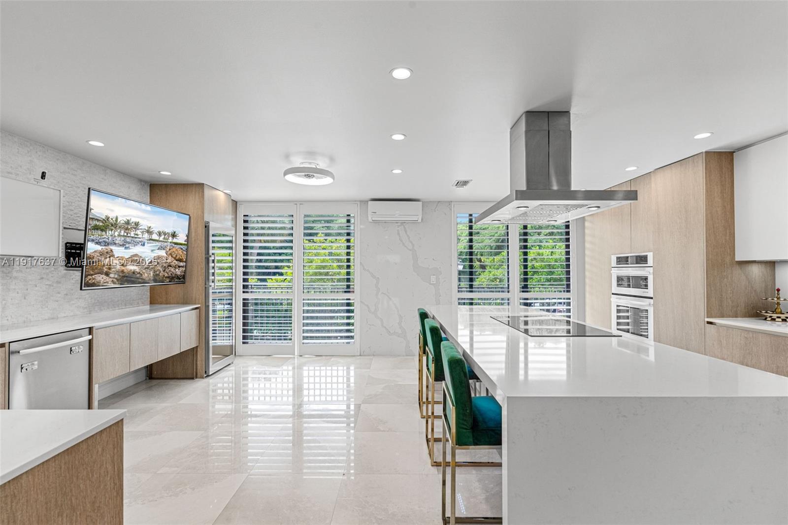 6124 Paradise Pt Dr #6124 Palmetto Bay, FL 33157