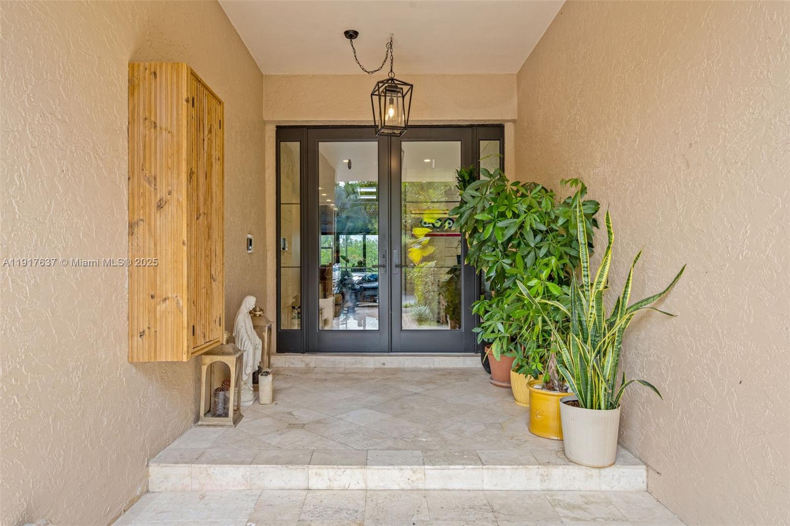 6124 Paradise Pt Dr #6124 Palmetto Bay, FL 33157