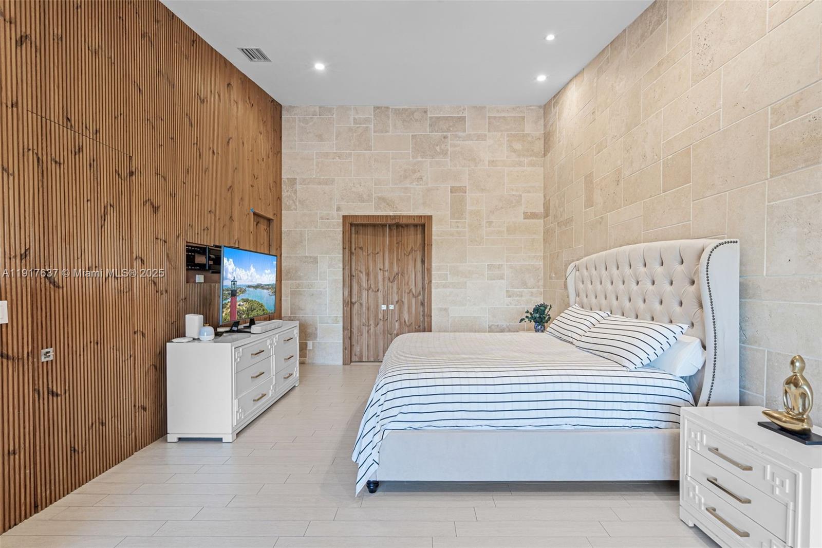 6124 Paradise Pt Dr #6124 Palmetto Bay, FL 33157