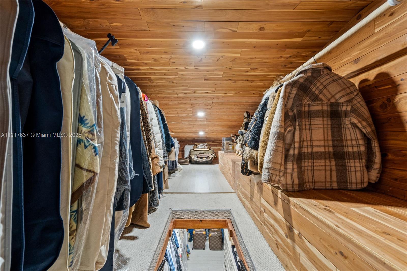 6124 Paradise Pt Dr #6124 Palmetto Bay, FL 33157