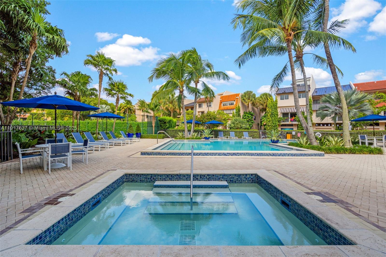 6124 Paradise Pt Dr #6124 Palmetto Bay, FL 33157