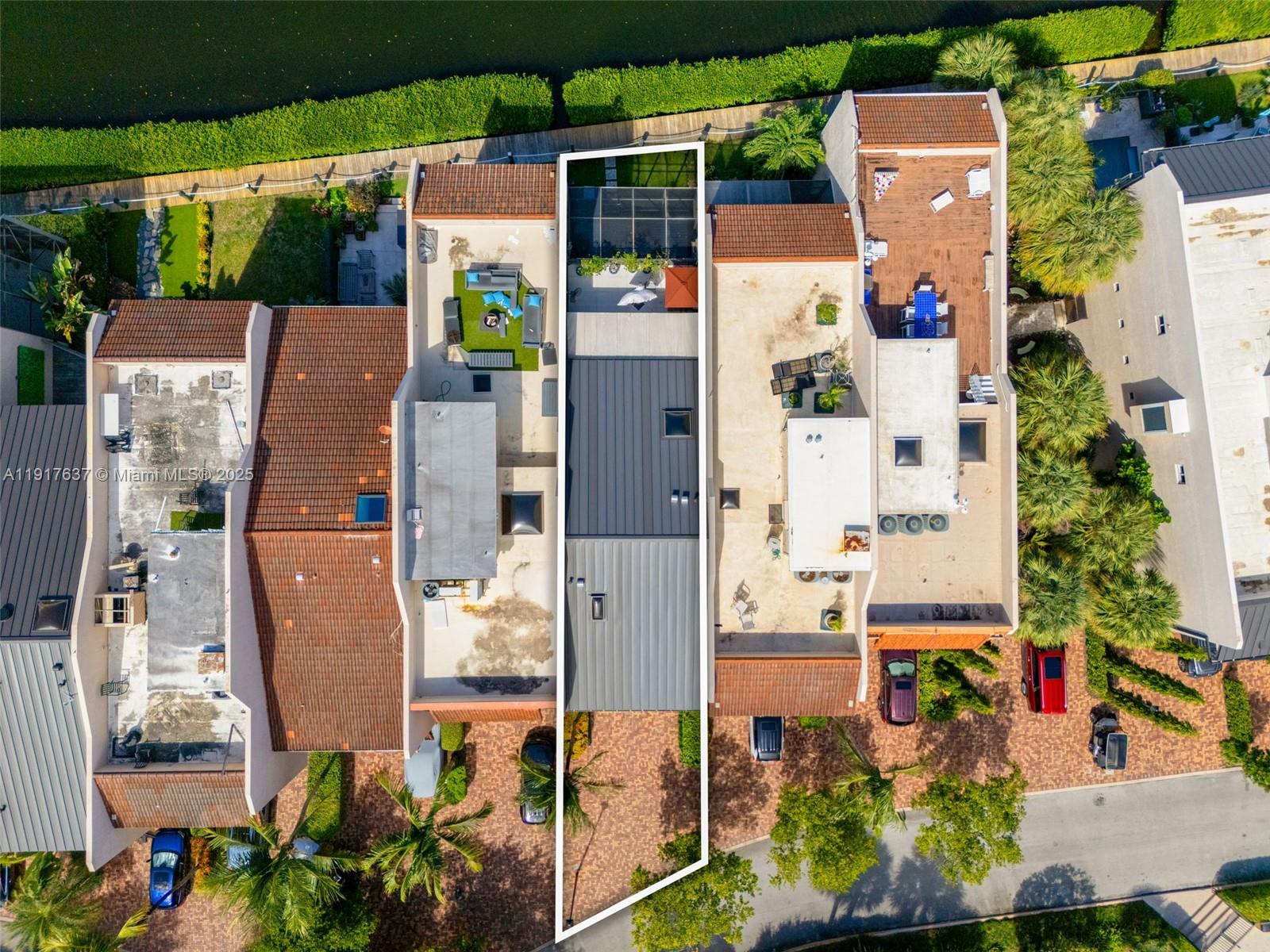 6124 Paradise Pt Dr #6124 Palmetto Bay, FL 33157