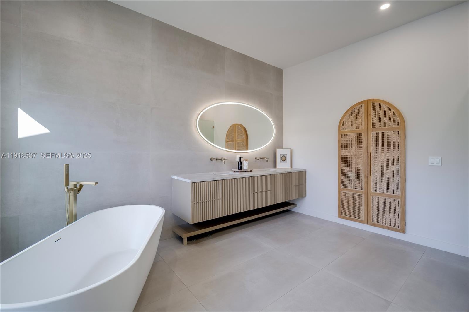 18326 SW 83rd Pl Palmetto Bay, FL 33157