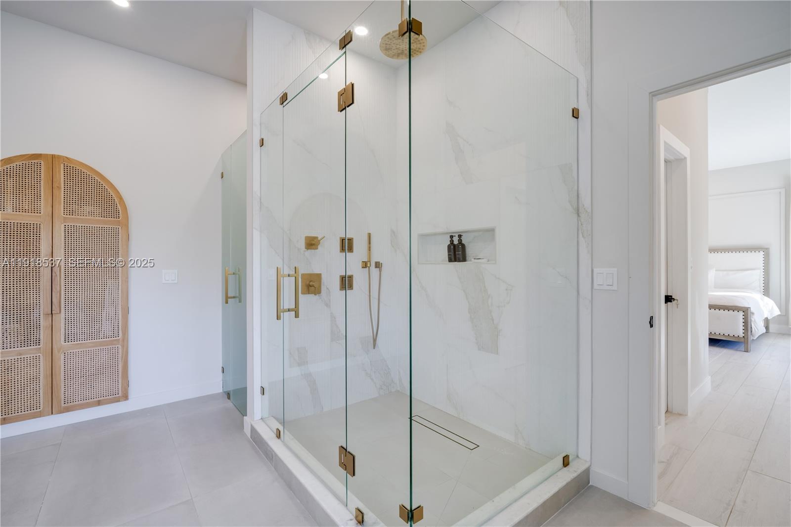 18326 SW 83rd Pl Palmetto Bay, FL 33157