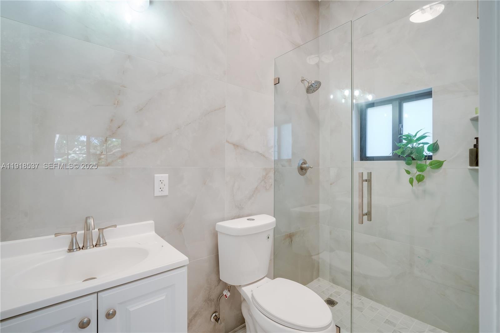 18326 SW 83rd Pl Palmetto Bay, FL 33157