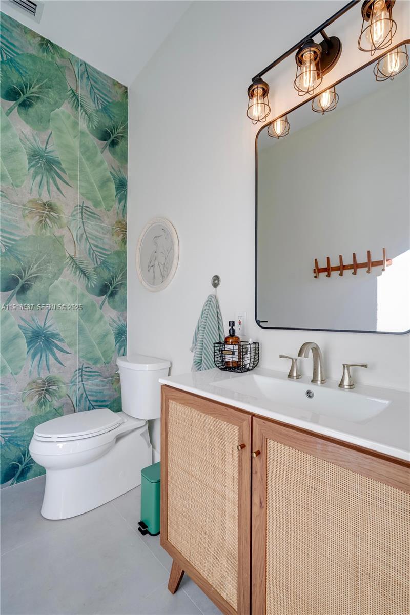 18326 SW 83rd Pl Palmetto Bay, FL 33157