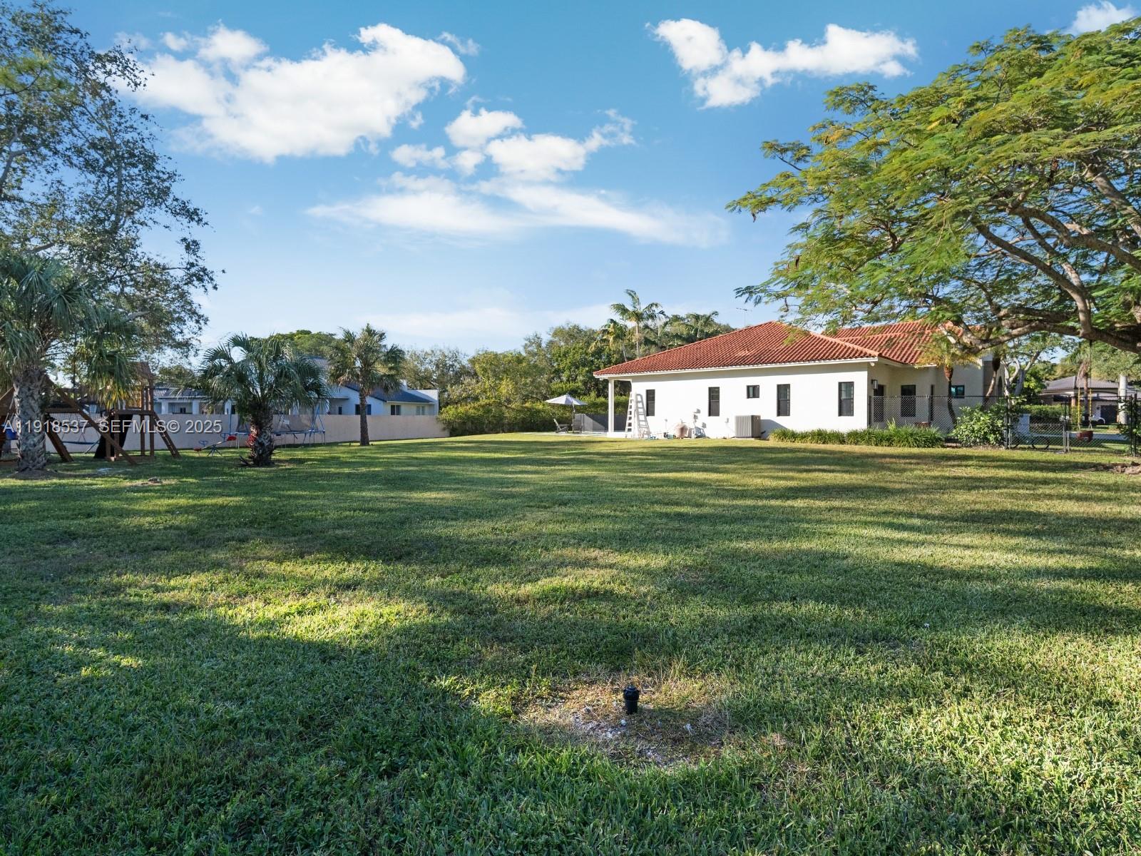 18326 SW 83rd Pl Palmetto Bay, FL 33157