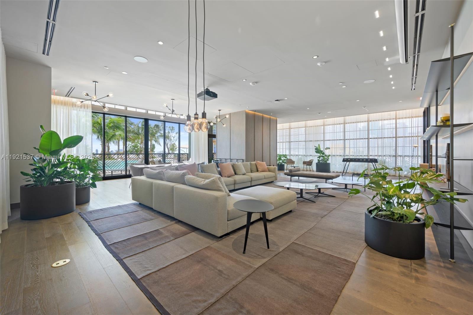 601 NE 1st Ave #3316 Miami, FL 33132