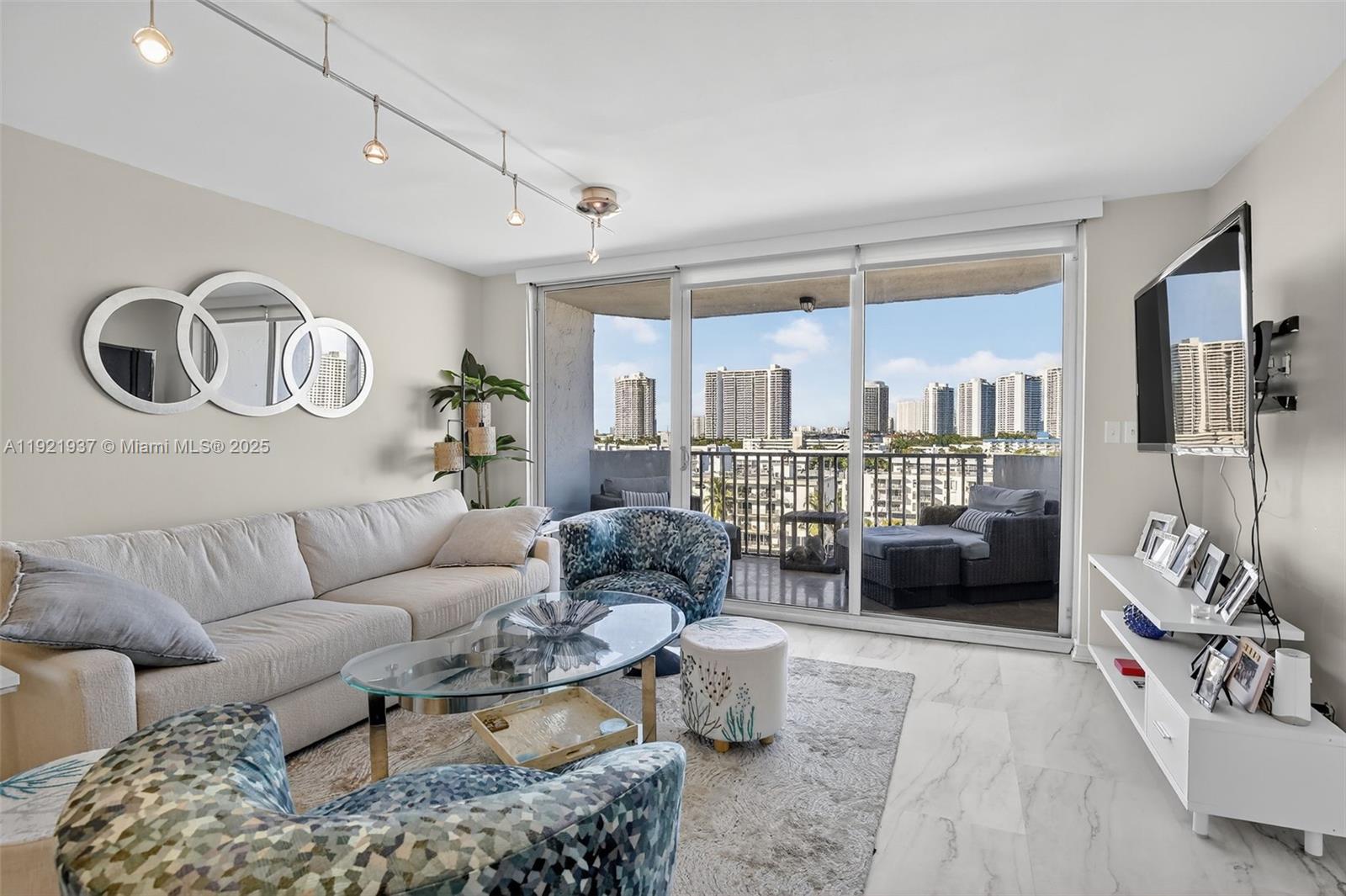 3703 NE 166th St #904 North Miami Beach, FL 33160