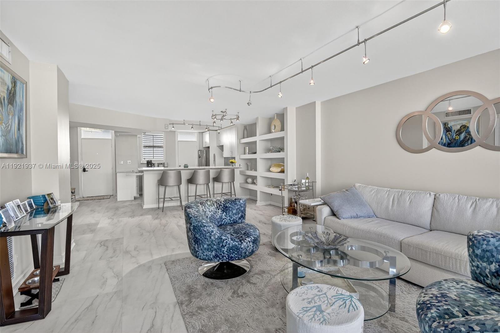 3703 NE 166th St #904 North Miami Beach, FL 33160