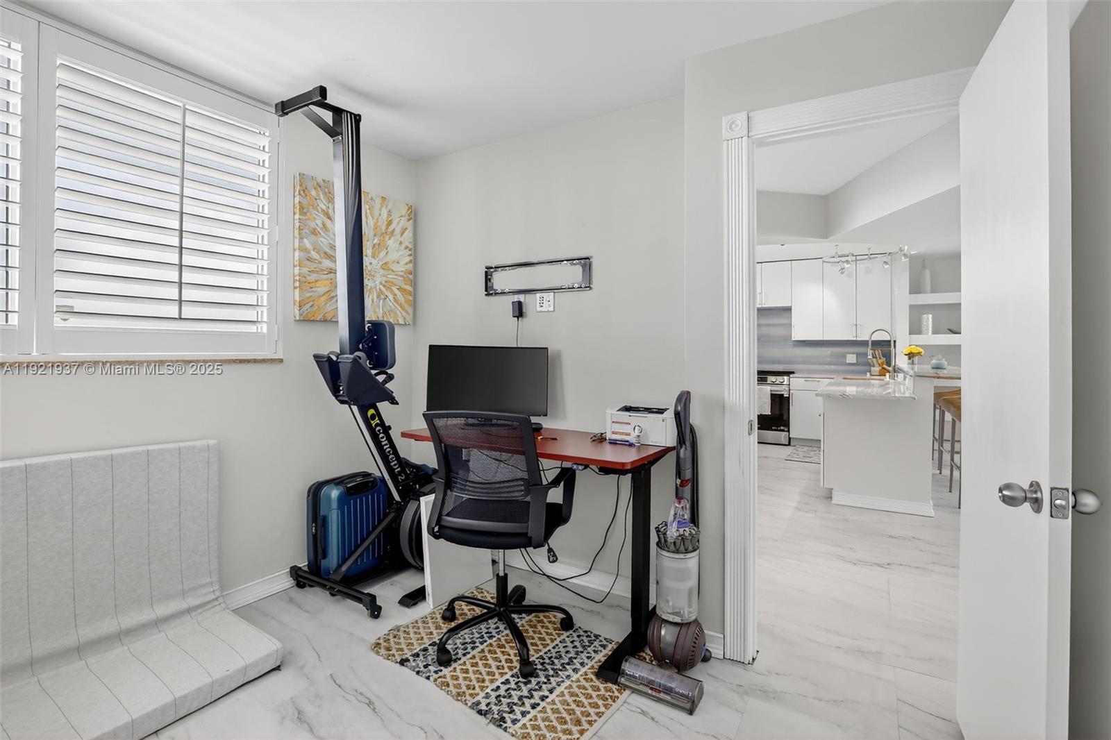 3703 NE 166th St #904 North Miami Beach, FL 33160