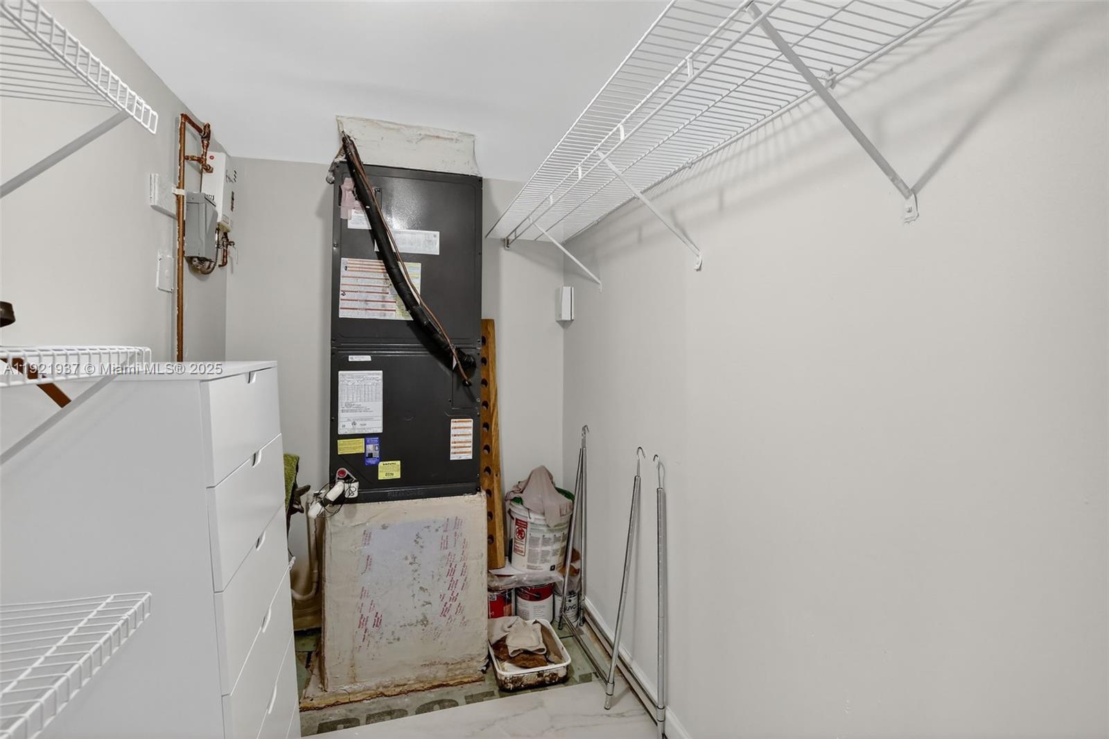 3703 NE 166th St #904 North Miami Beach, FL 33160