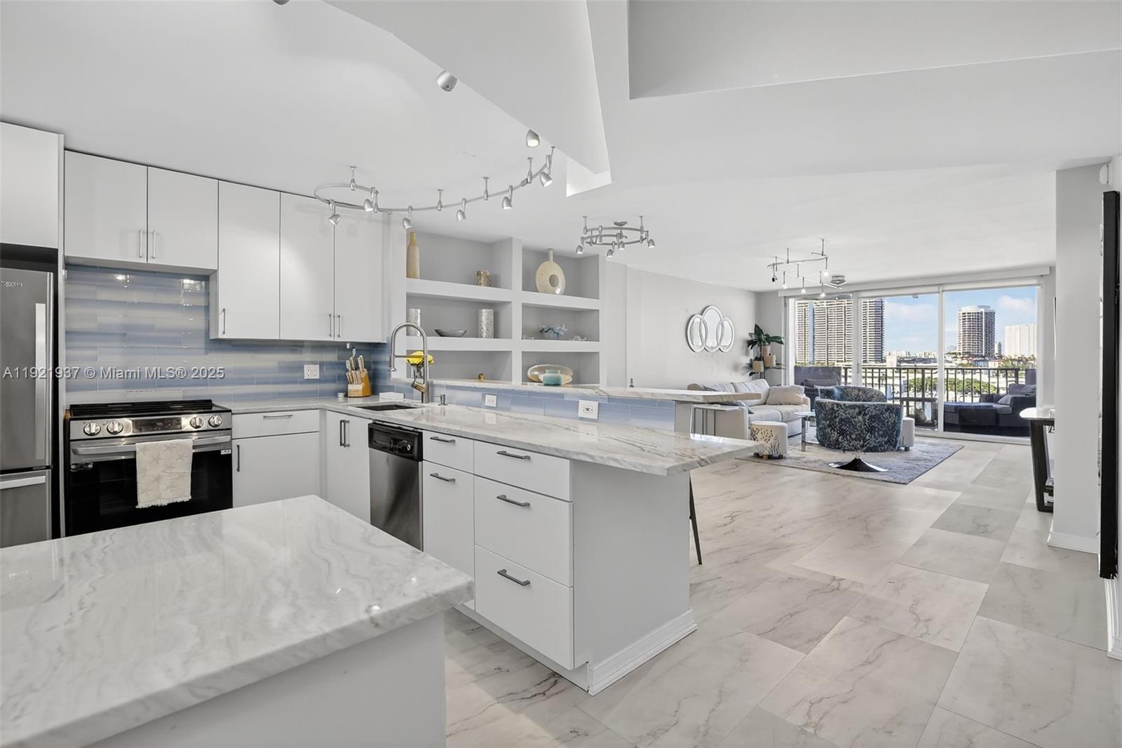 3703 NE 166th St #904 North Miami Beach, FL 33160