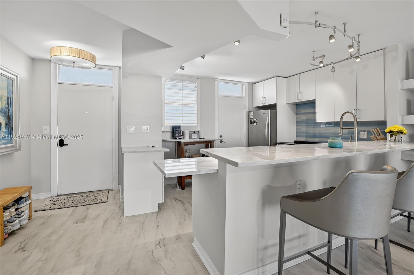 3703 NE 166th St #904 North Miami Beach, FL 33160