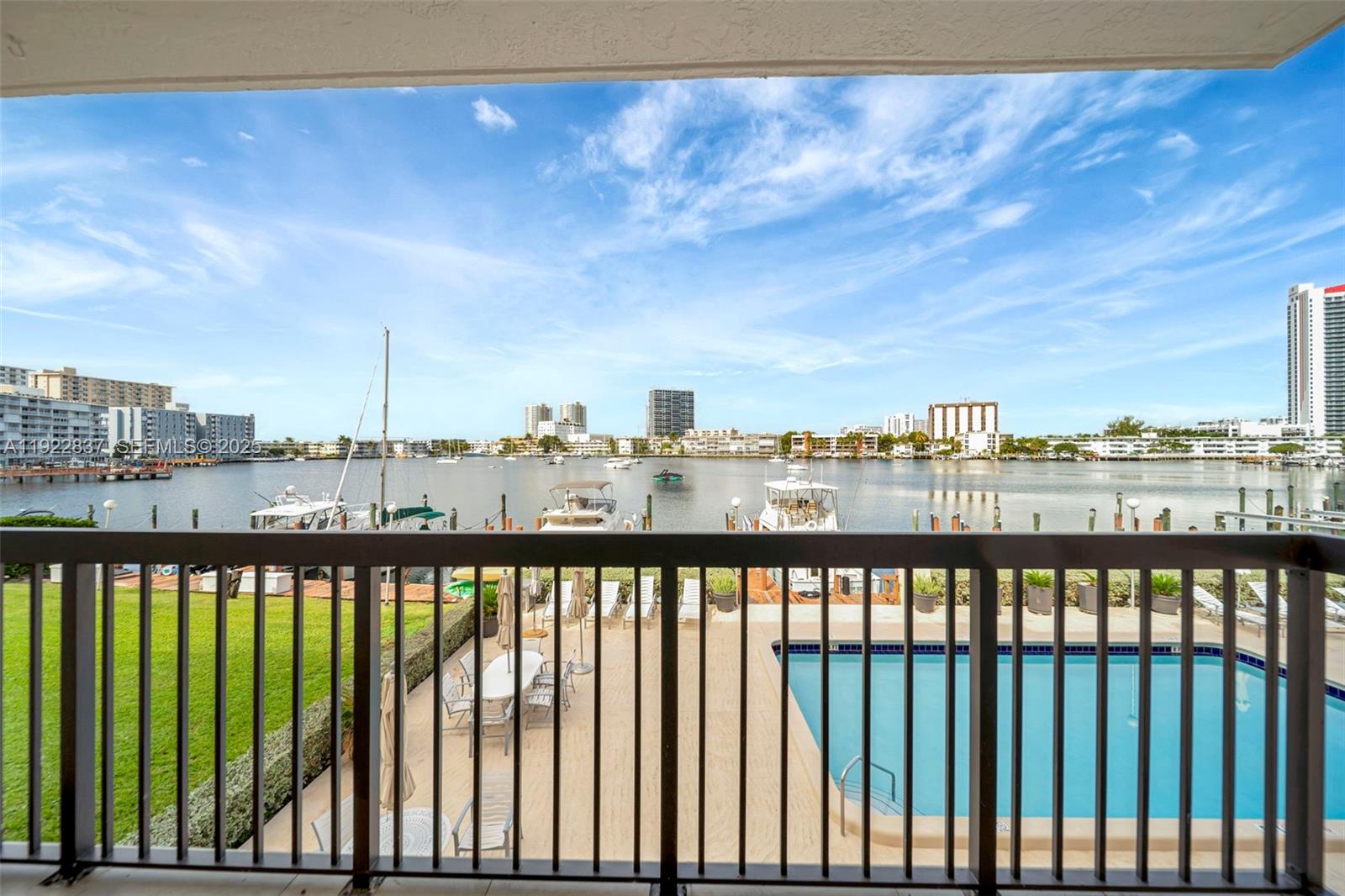 200 Golden Isles Dr #203