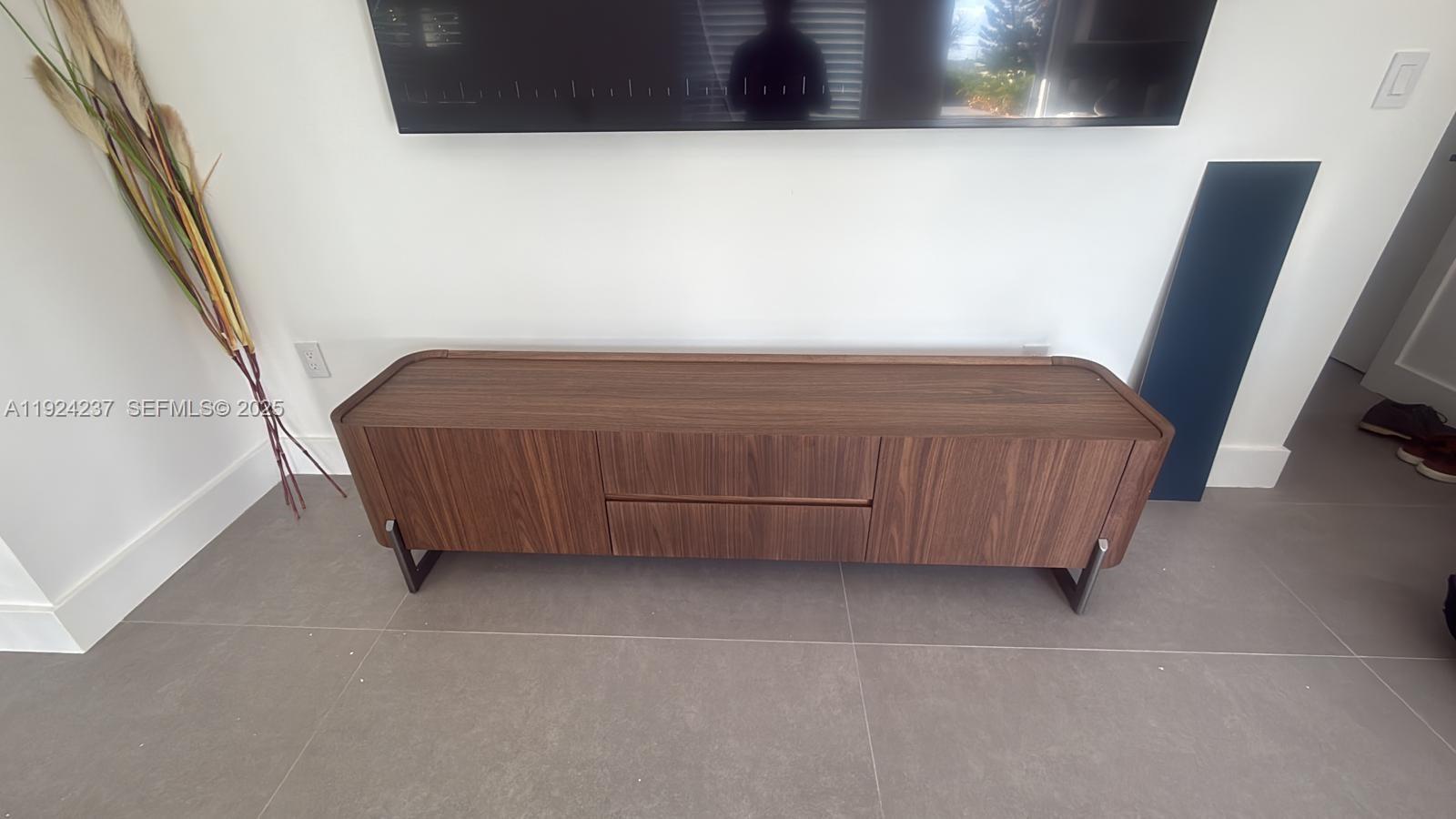 4701 NE 3rd Ave Oakland Park, FL 33334