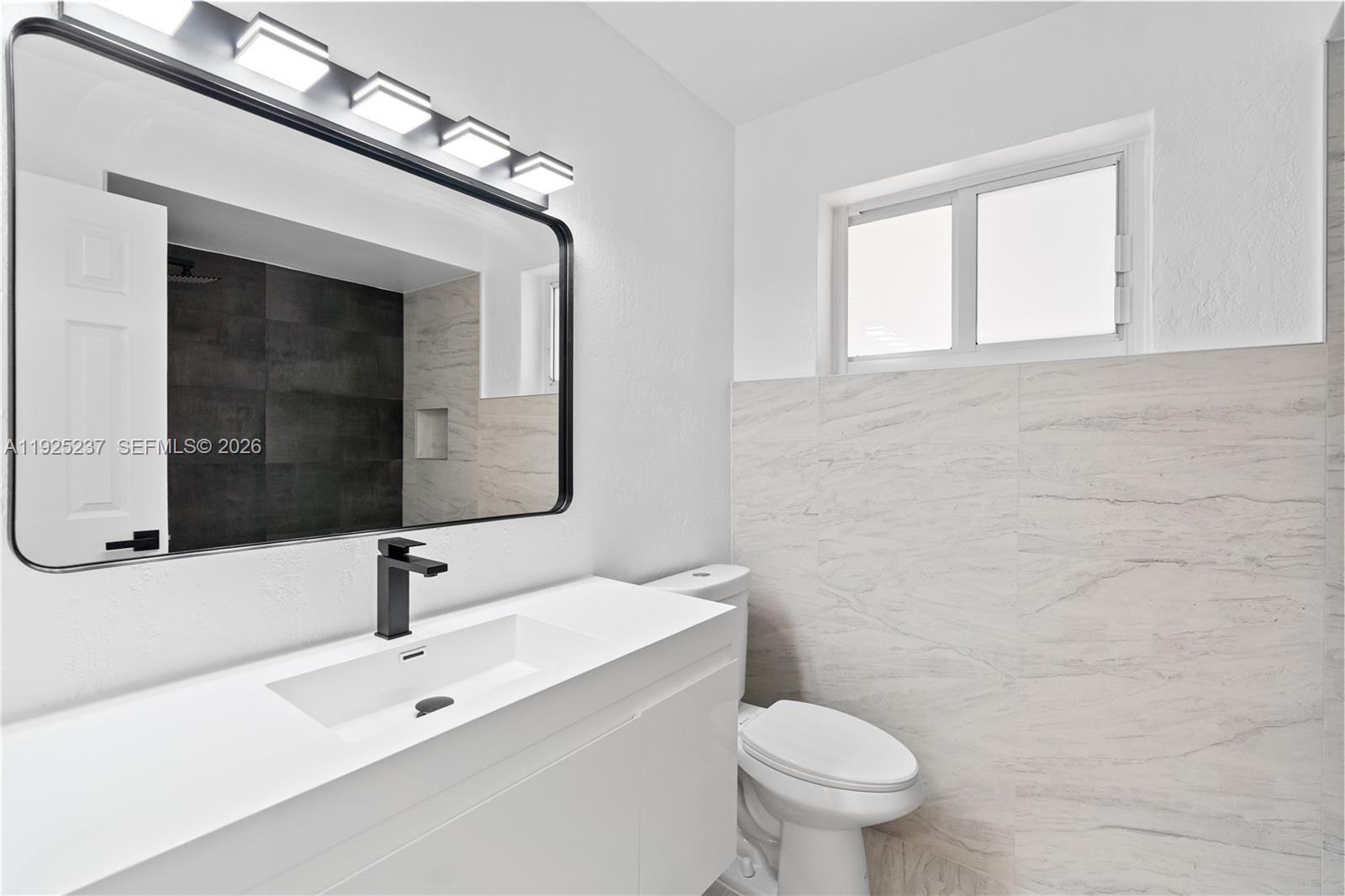 230 SW 29th Ave Fort Lauderdale, FL 33312