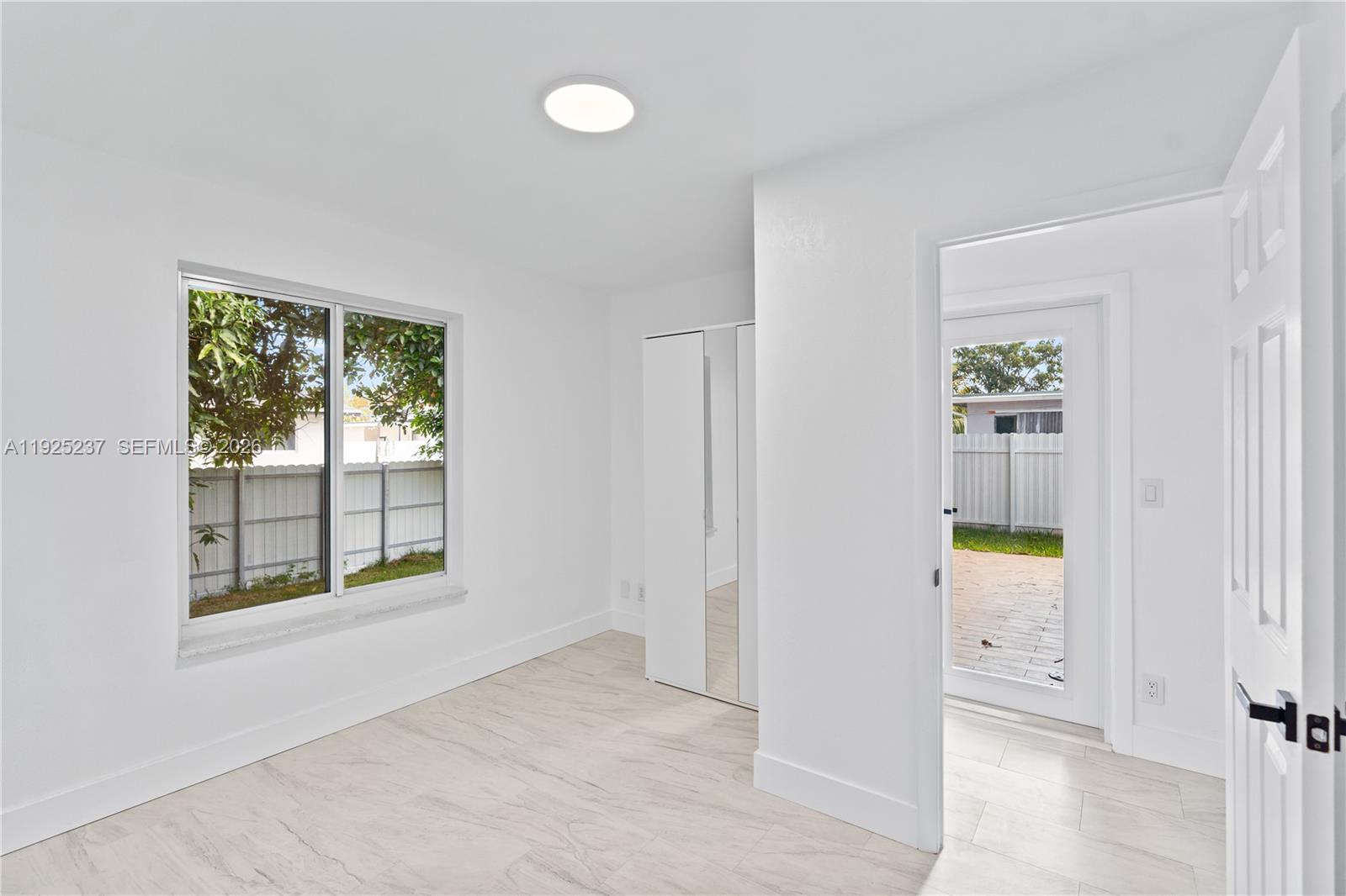 230 SW 29th Ave Fort Lauderdale, FL 33312