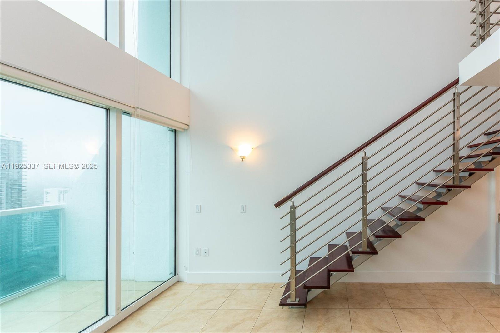 image Brickell on the River South17