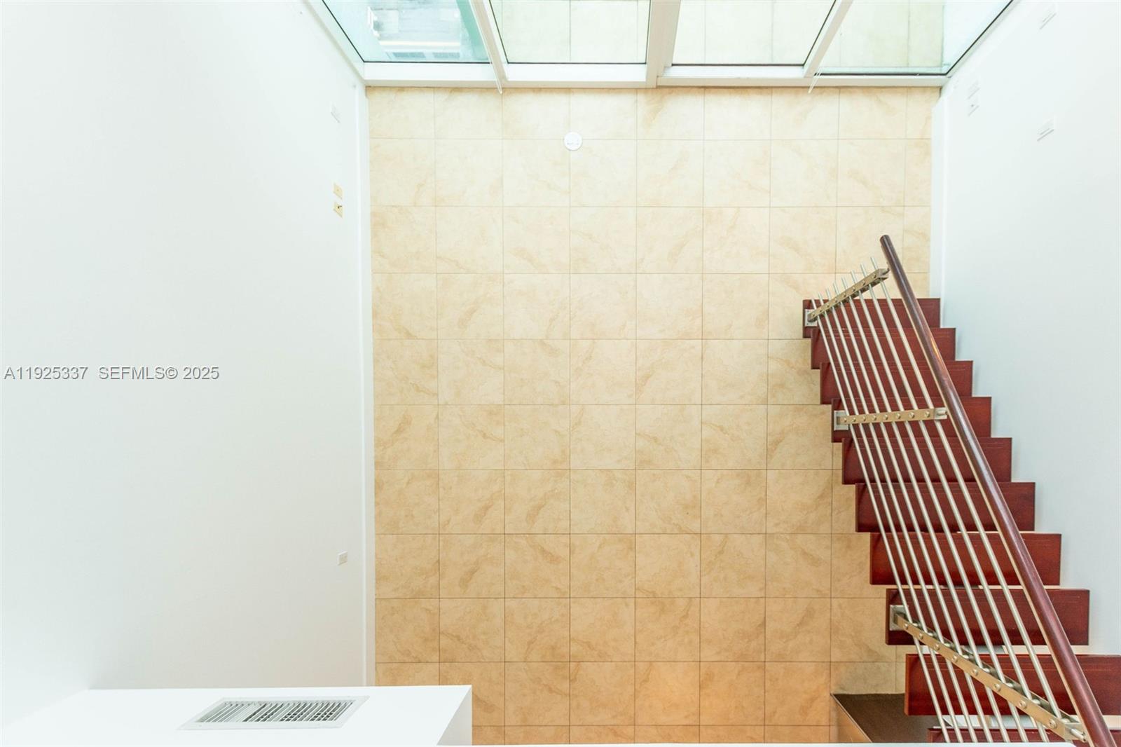 image Brickell on the River South25