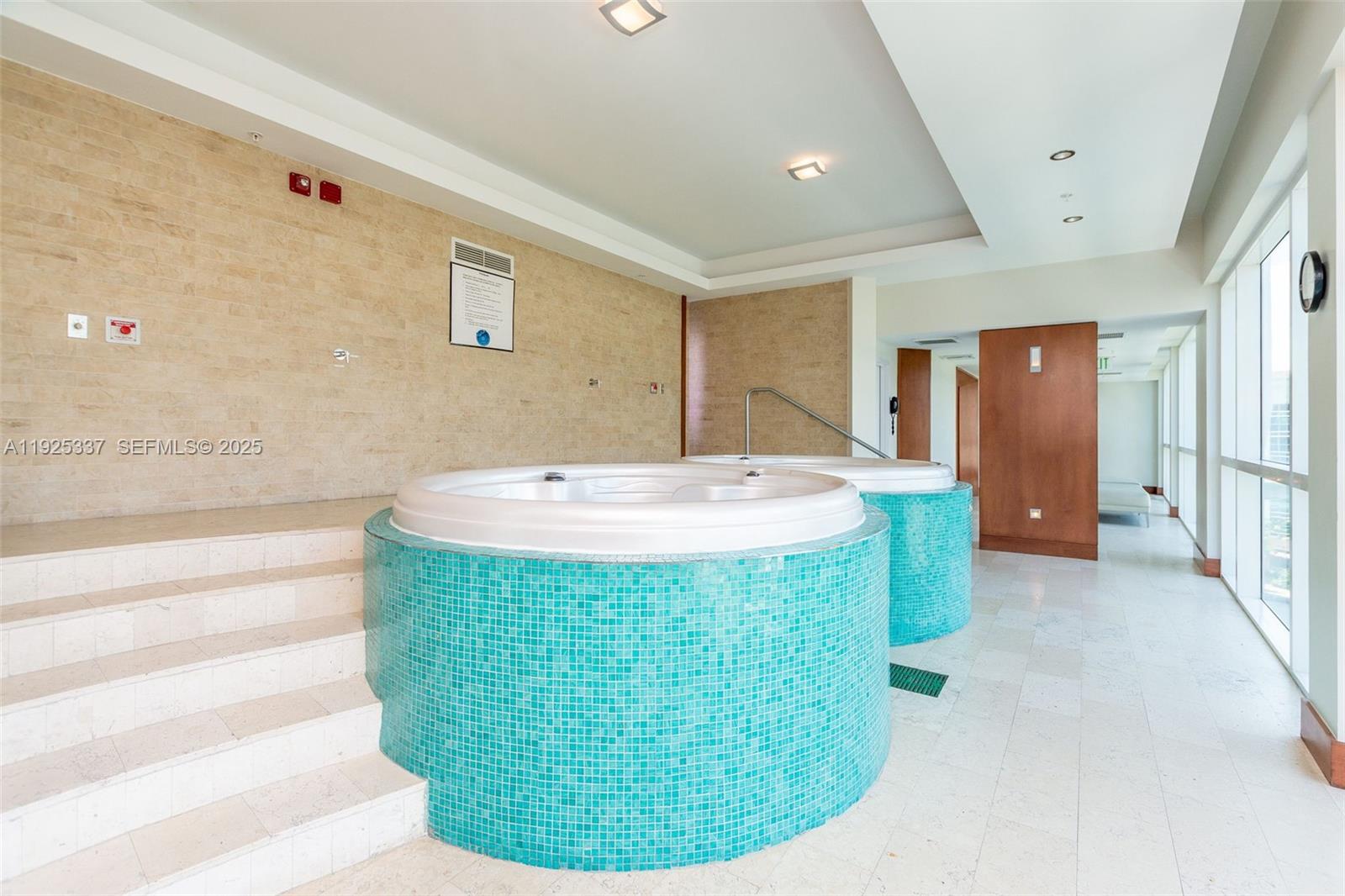 image Brickell on the River South39