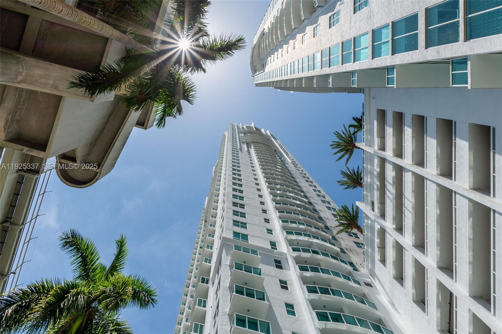 image Brickell on the River South71