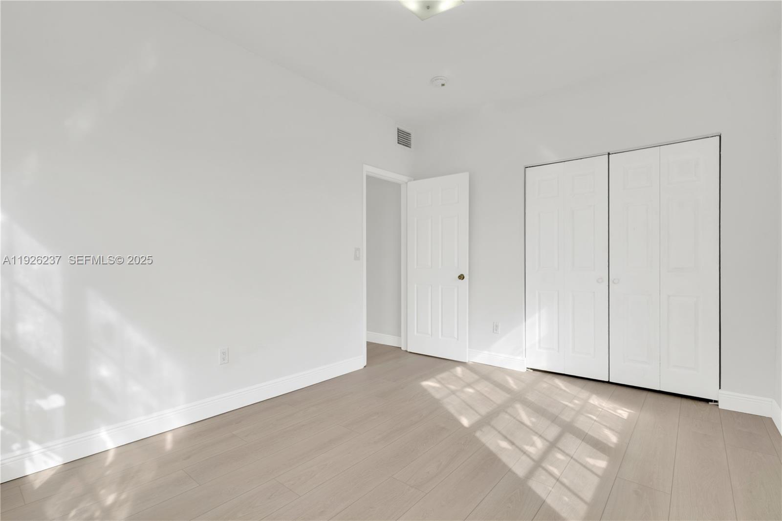 963 SW 6th St #2 Miami, FL 33130