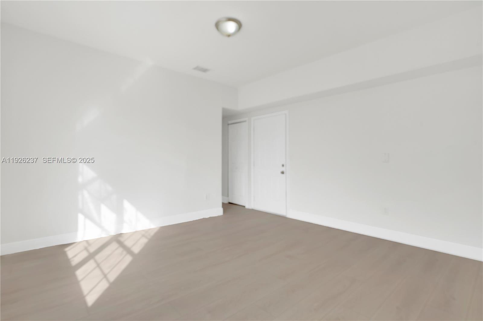 963 SW 6th St #2 Miami, FL 33130