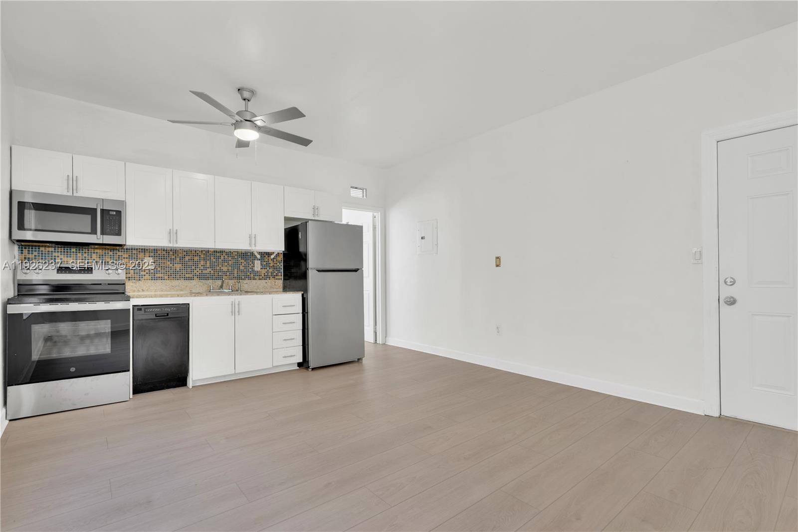 963 SW 6th St #2 Miami, FL 33130