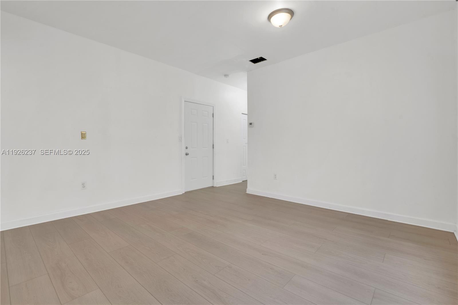 963 SW 6th St #2 Miami, FL 33130