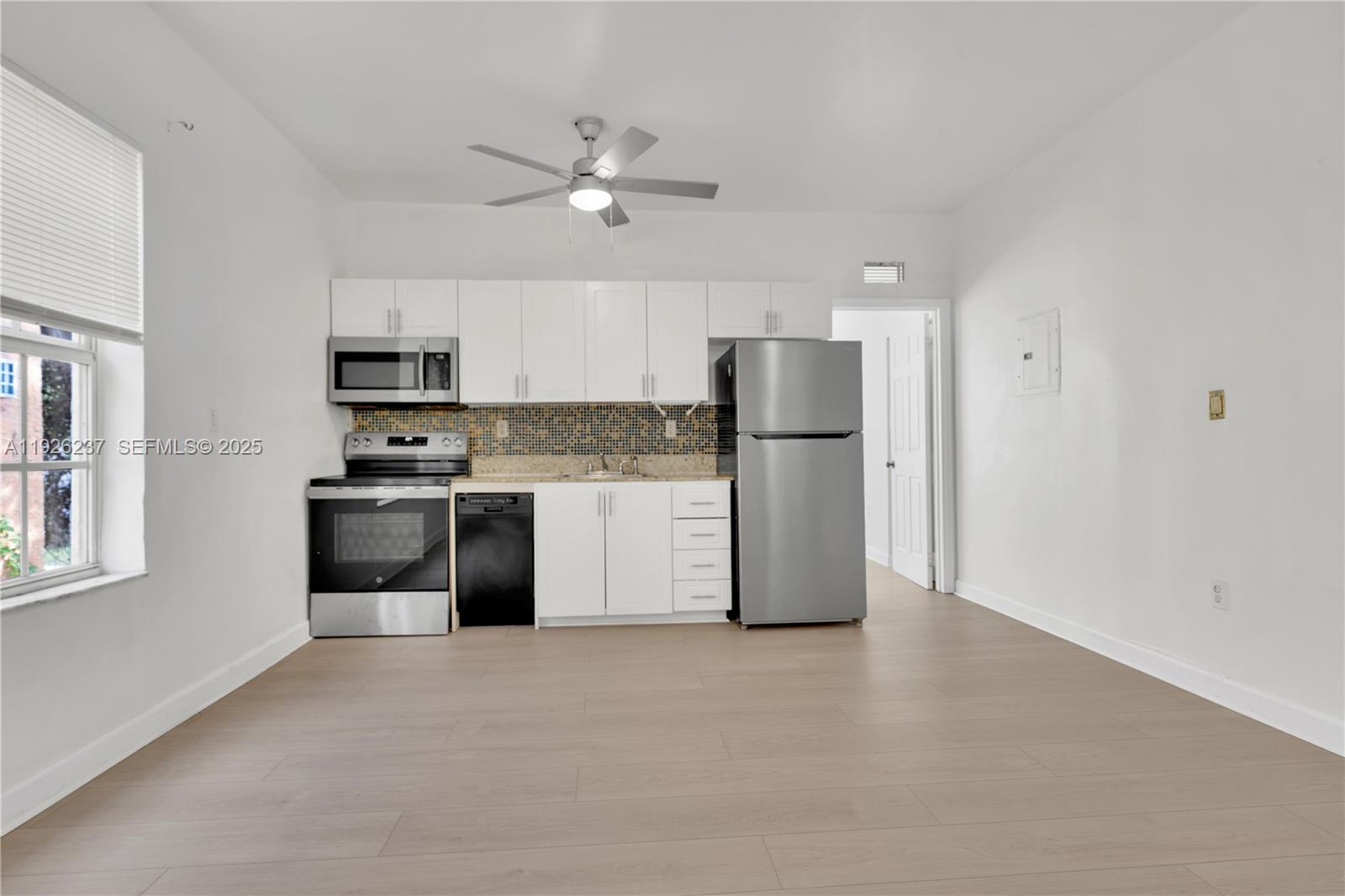 963 SW 6th St #2 Miami, FL 33130