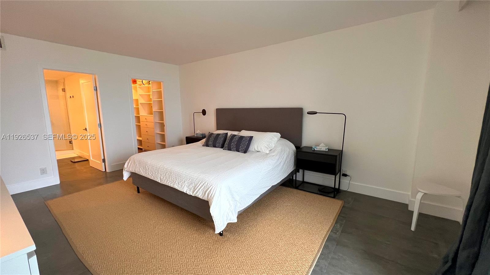 image Arlen House East14