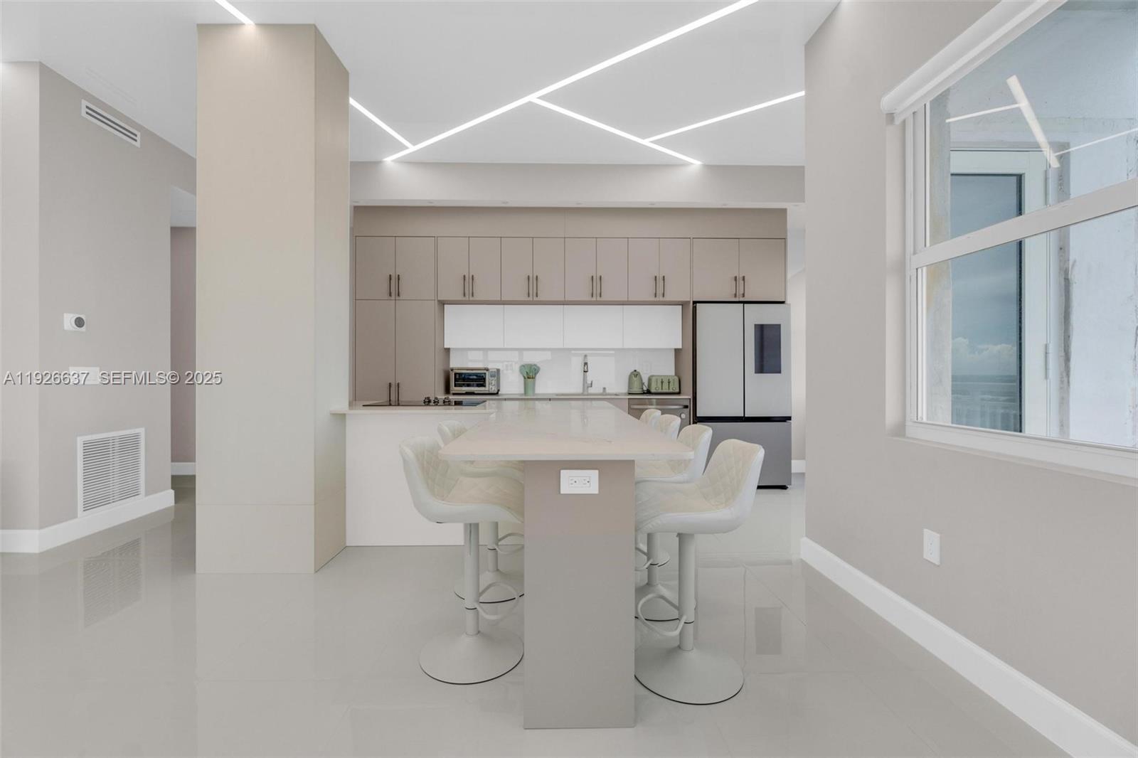 18011 Biscayne Blvd #PH04