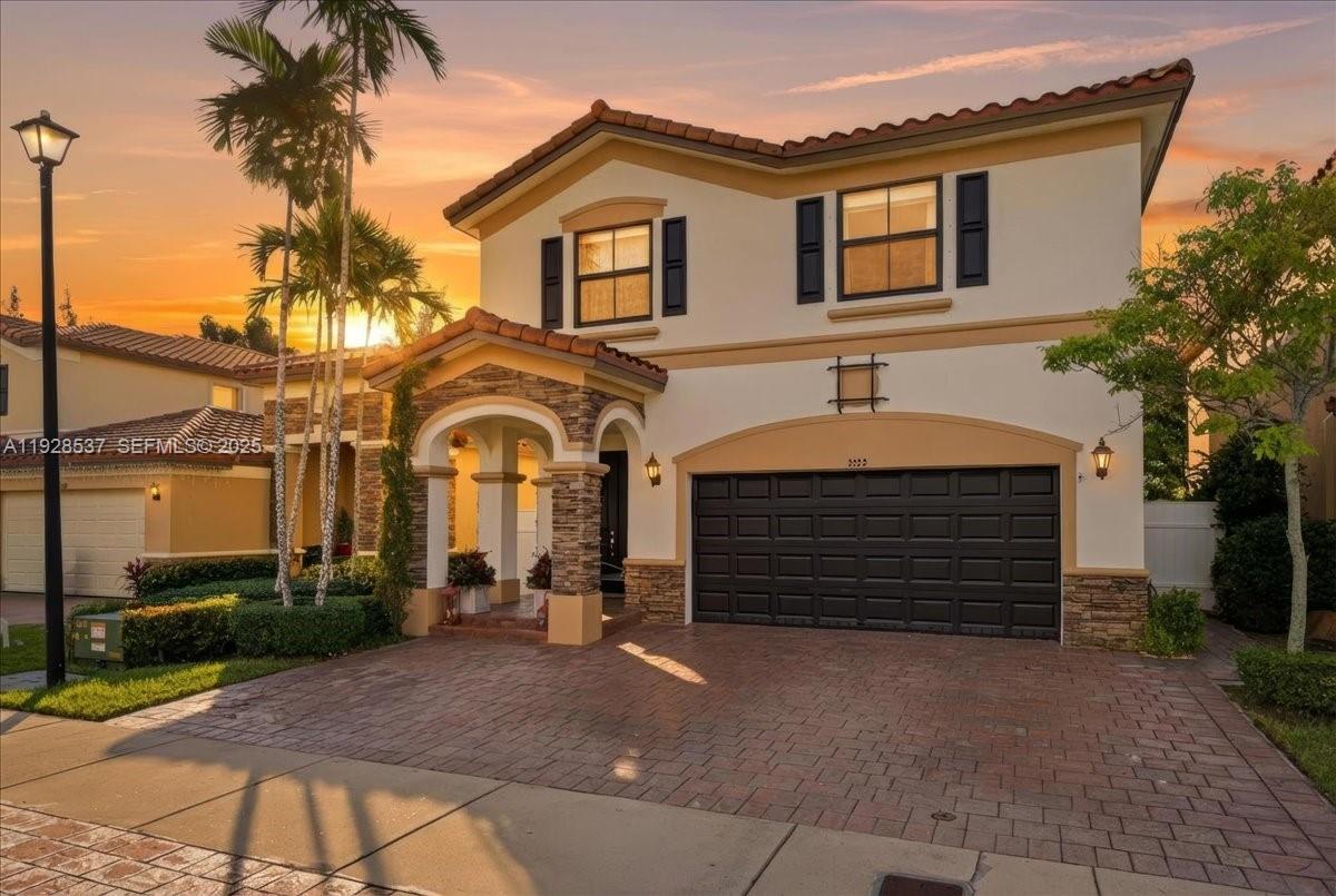 3522 W 86th Ter Hialeah, FL 33018